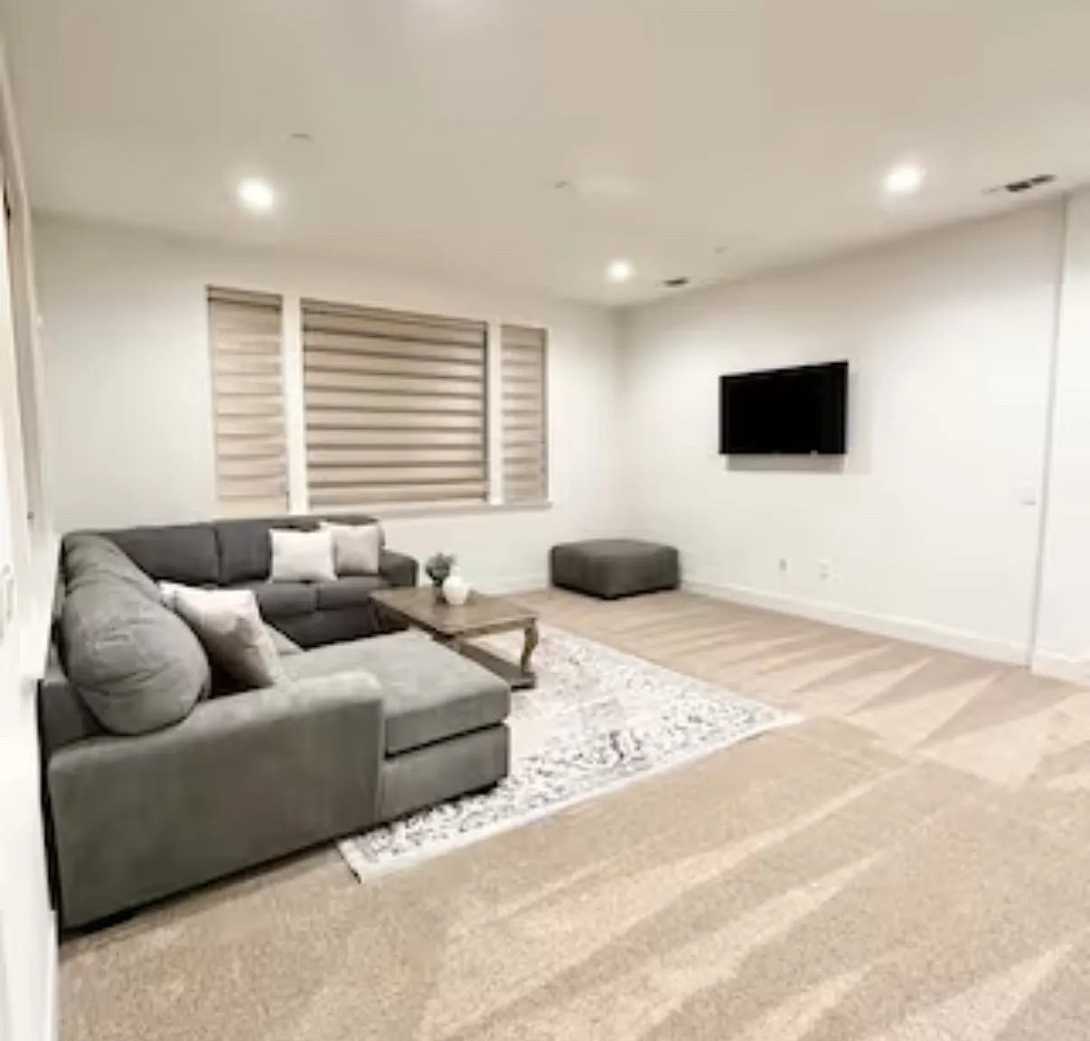 790 Southland Rd — Photo 3