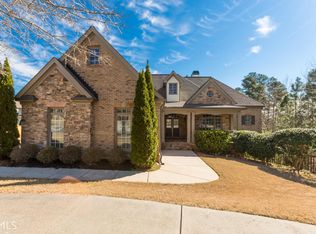 1124 Blue Water Ct, Buford, GA 30518
