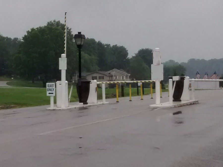 2nd image of 275 S Balthazar Dr