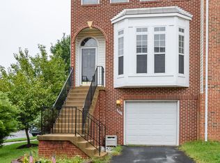 2501 Woodrow Wilson Dr, Herndon, VA 20171