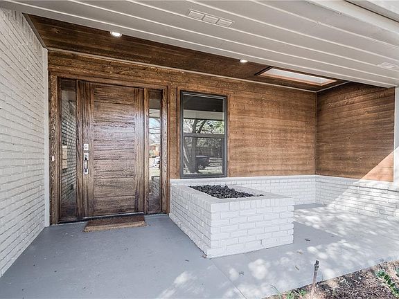 2nd image of 6815 Leameadow Dr