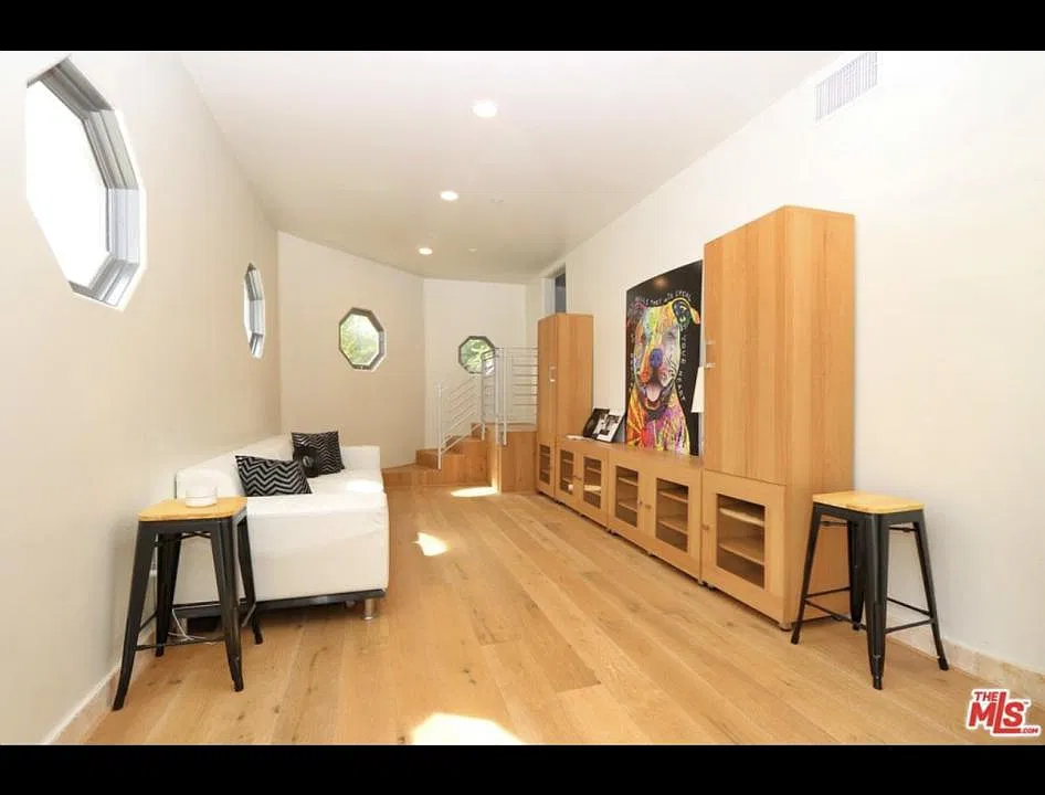 7267 Packwood Trl