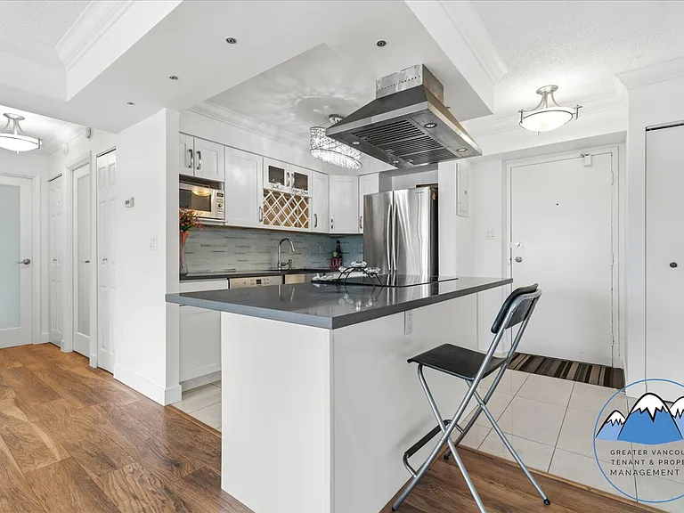 3771 Bartlett Ct — Photo 6