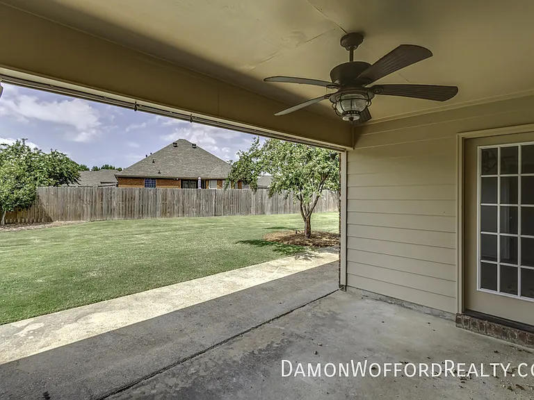 107 Emry Cv — Photo 58