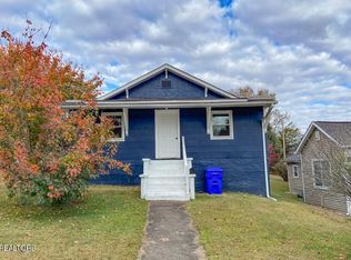 901 Cumberland St, Harriman, TN 37748