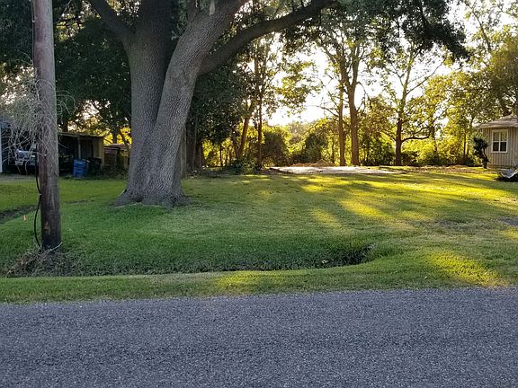 2nd image of 8729 Cloverdale
