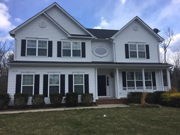 22854 Thornbury Dr, Hollywood, MD 20636