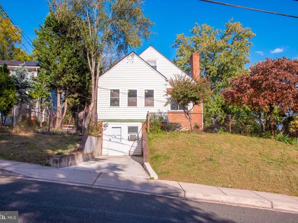 850 Berkshire Dr, Hyattsville, MD 20783