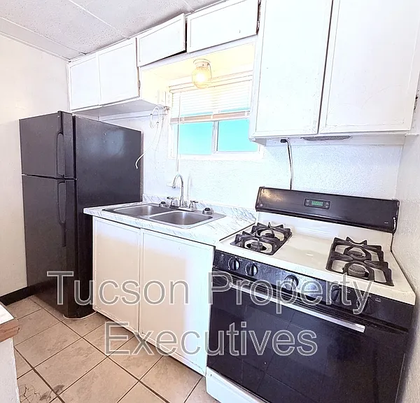 1435 E Benson Hwy #7 — Photo 1