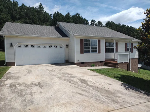 205 Pinewood Dr, Rock Spring, GA 30739