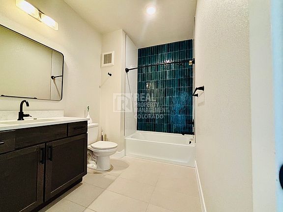 5th image of 1208 Quitman St #406