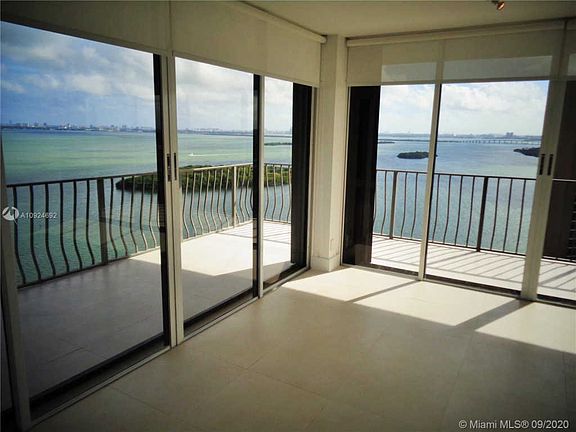 3rd image of 780 NE 69th St APT 2401