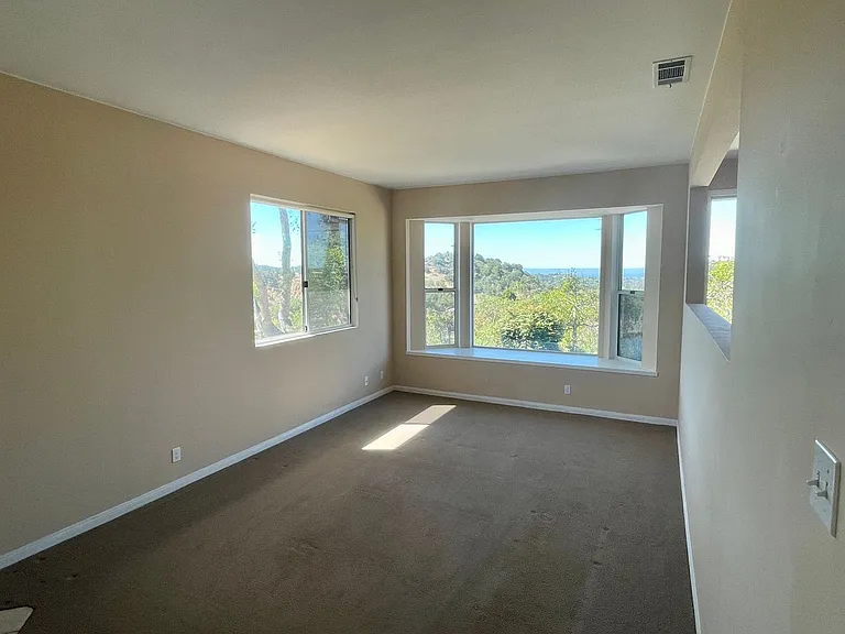4491 La Paloma Ave — Photo 6