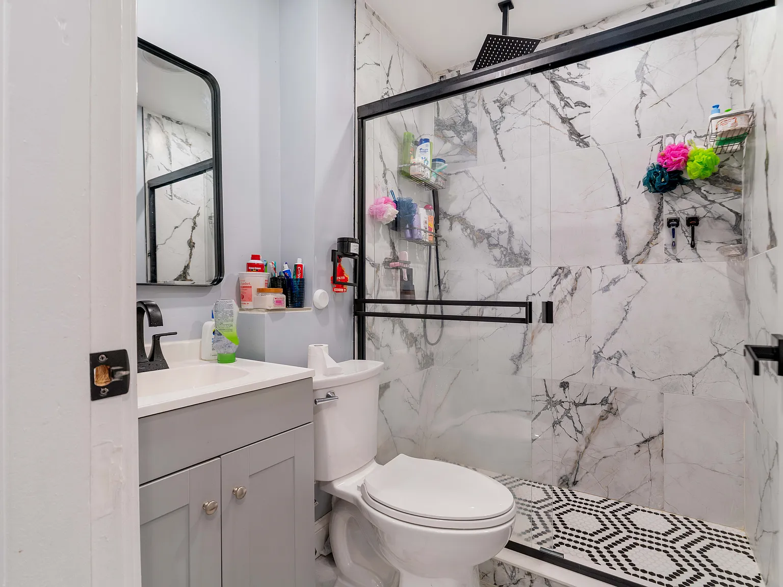 3 bed, 855 sqft, $2,800 — Photo 4