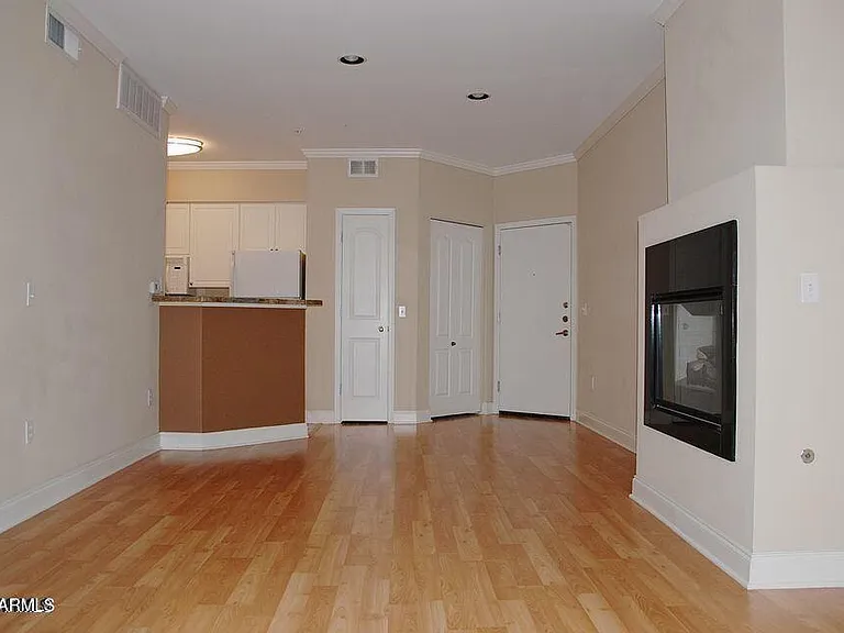 1701 E Colter St #368 — Photo 2