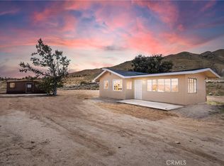 22605 Roundup Way, Apple Valley, CA 92308