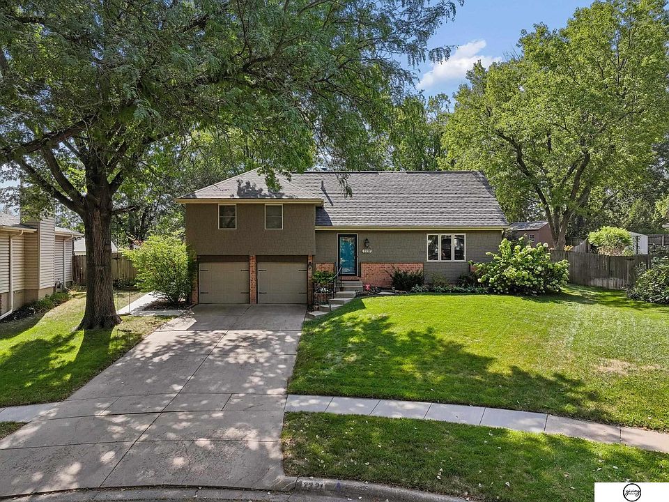 1st image of 2321 Camelot Ct