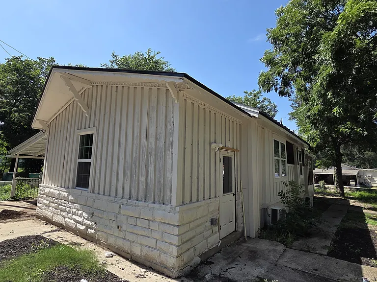 300 Kegley St — Photo 10