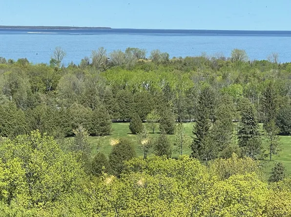 4920 North Landmark CIRCLE #2331, Egg Harbor, WI 54209