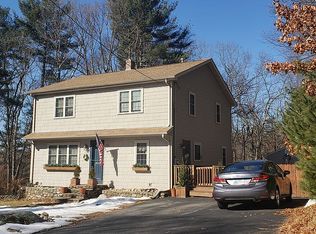 20 Whipple Rd, Smithfield, RI 02917