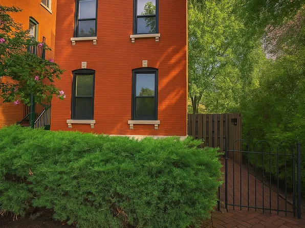 1703 Carroll St, Saint Louis, MO 63104