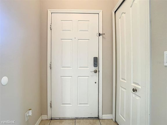 5th image of 1162R Priory Cir