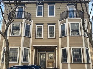 34 H St #2R, Boston, MA 02127