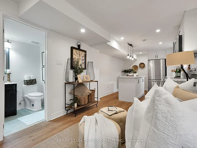 13 Quaintance Ave #2 — Photo 21