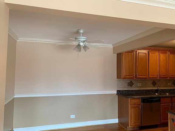 3rd image of 4932 N Leonard Dr #2