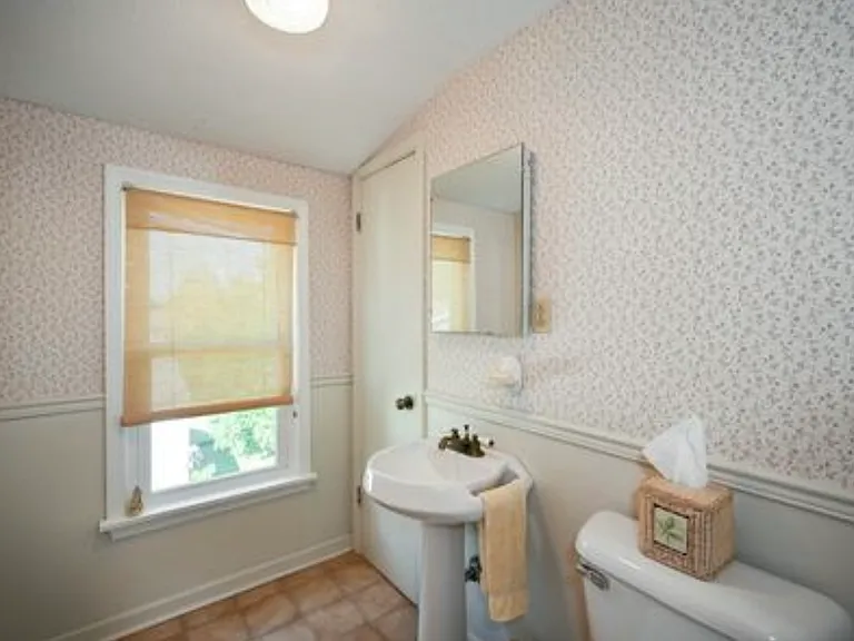 108 S Craig Pl — Photo 7