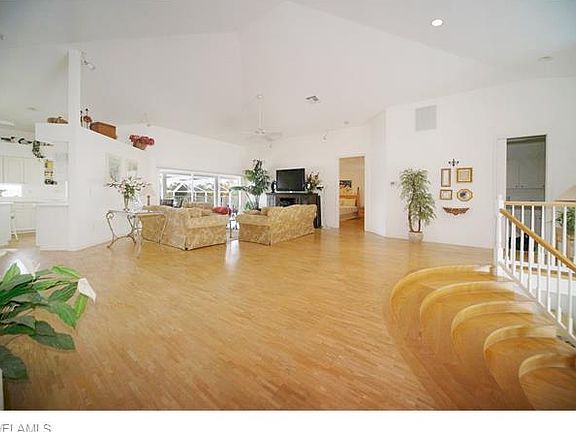 3rd image of 18081 Old Pelican Bay Dr