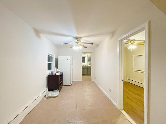 5th image of 26 Seafoam St #1
