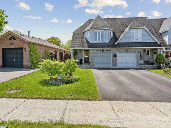 29 Oakridge Ct, East Gwillimbury, ON L9N 1M5