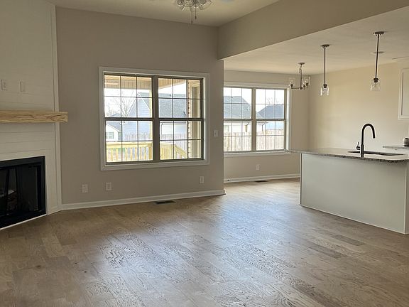 3rd image of 737 Gleason Dr Lot 624