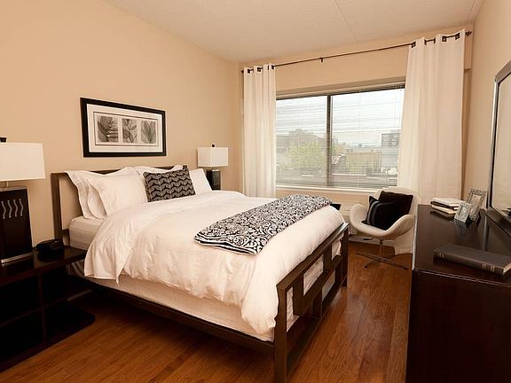 4th image of 311 W 127th St APT 213