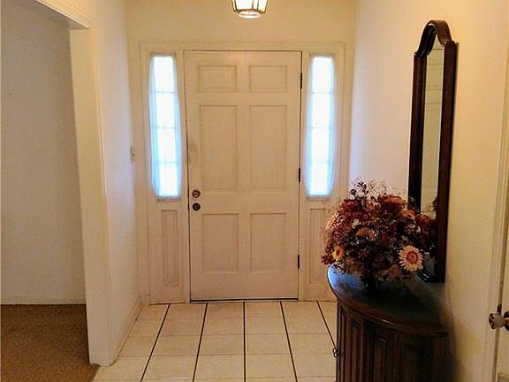 2nd image of 2707 Claybrook Dr