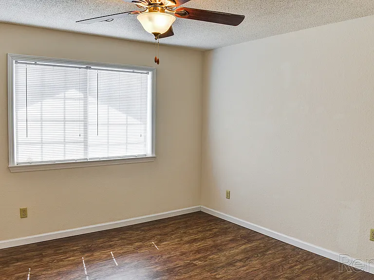 Hamilton Villas — Photo 18