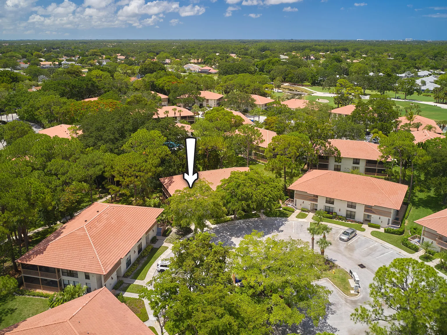 2 bed, 2.0 bath, 1366 sqft, $7,000 — Photo 2