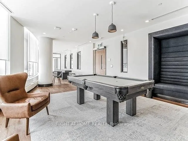 2520 Eglinton Ave W #1713 — Photo 19