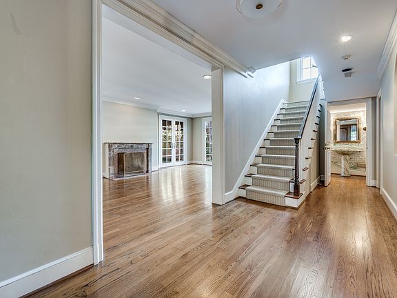 5th image of 4522 Westway Ave