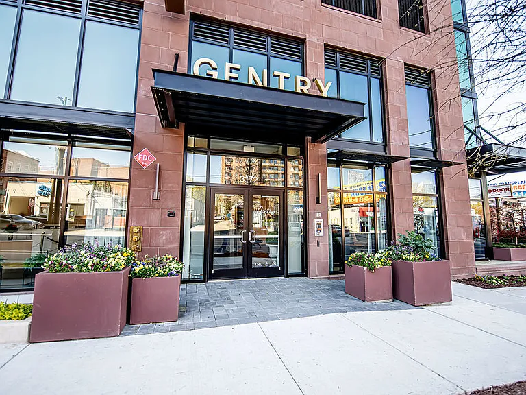 Gentry — Photo 46