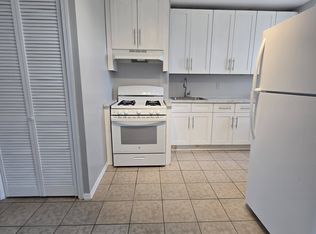 76 Neptune Ave FLOOR 3, Jersey City, NJ 07305