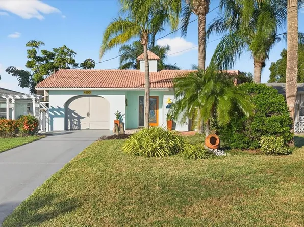 4153 Headsail Dr, New Port Richey, FL 34652