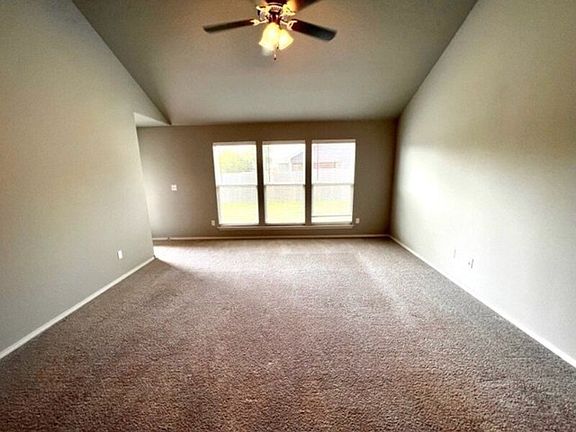 3rd image of 3413 E Plymouth Pl