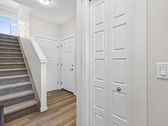 3rd image of 246 S Cranbrook Sq SE