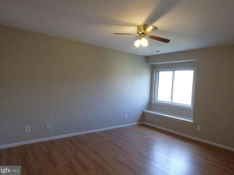 808 Britton Pl — Photo 10