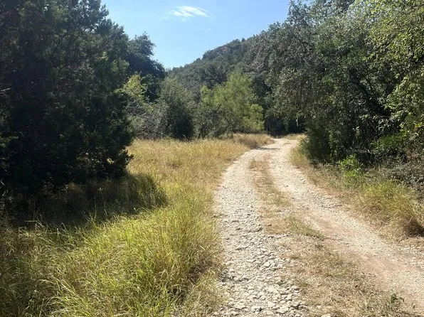 12 Private Road 2765, Montell, TX 78880
