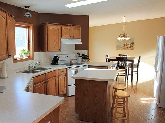 4th image of 1103 Joy Loy Ln