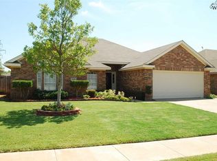 6041 Laci Ln, Wichita Falls, TX 76310