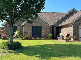 35 Caitlyn Geneva Cv, Oakland, TN 38060
